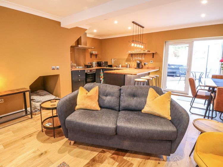 Feus Holiday Cottage, listing photograph 5