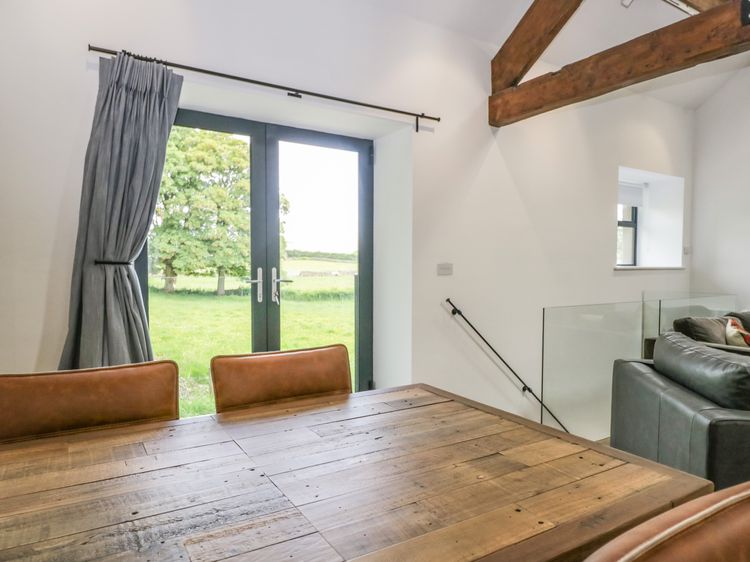Bank Hurst Coach House, listing photograph 11