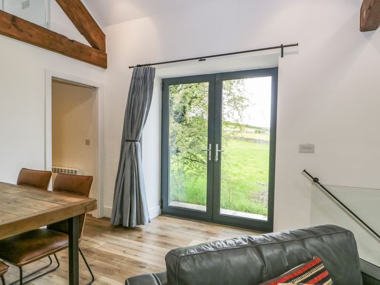Bank Hurst Coach House, listing photograph 12