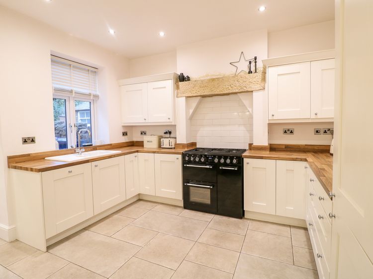 Cavendish Cottage, listing photograph 7
