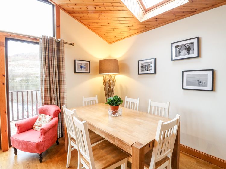 Ptarmigan Lodge, listing photograph 6