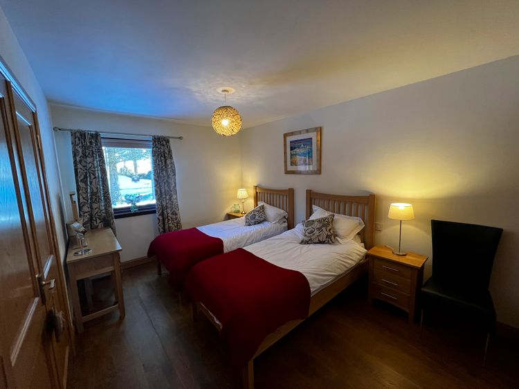 Ptarmigan Lodge, listing photograph 11