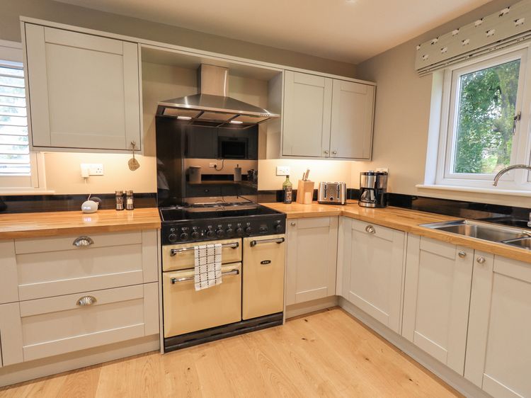 Beech Lea, listing photograph 12
