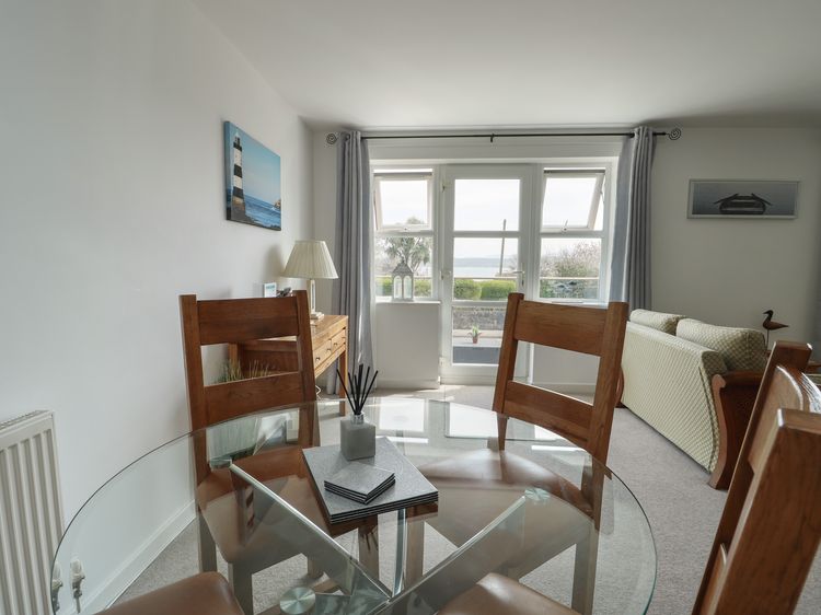 Benllech Coastal Retreat, listing photograph 5