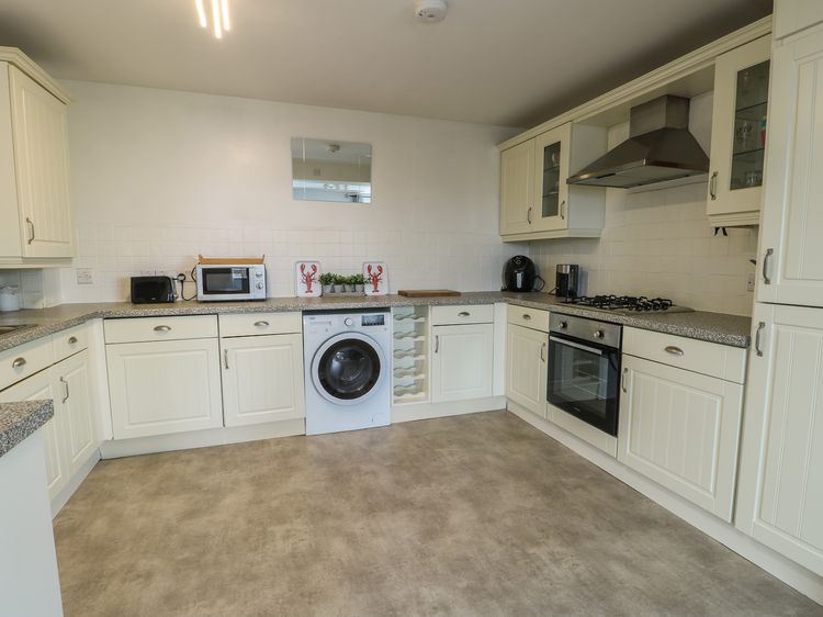 Benllech Coastal Retreat, listing photograph 6