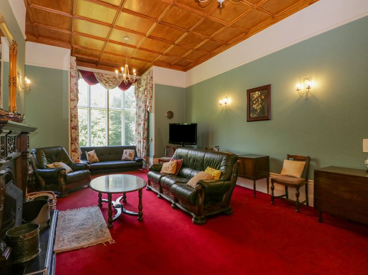 Millwood Manor, listing photograph 4