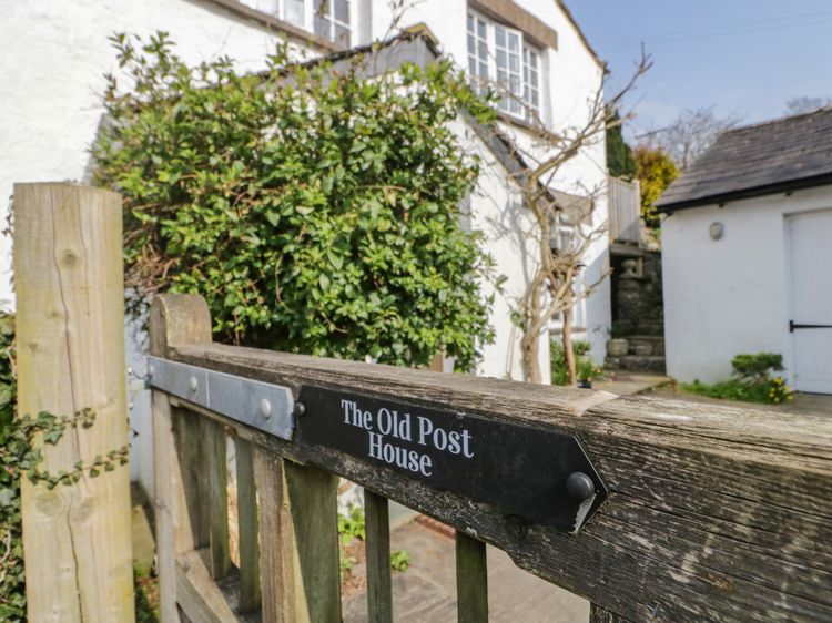 The Old Post House, listing photograph 3