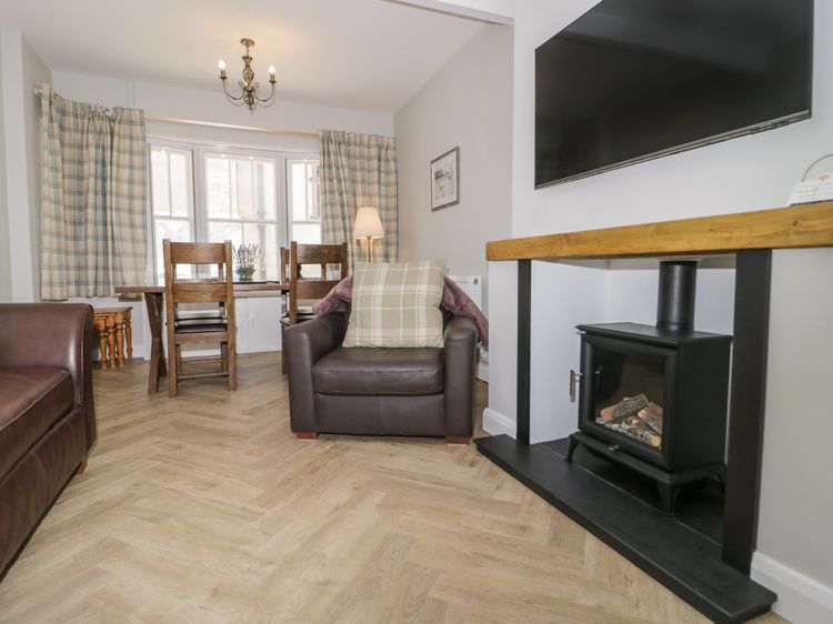 Oriel Cottage, listing photograph 4
