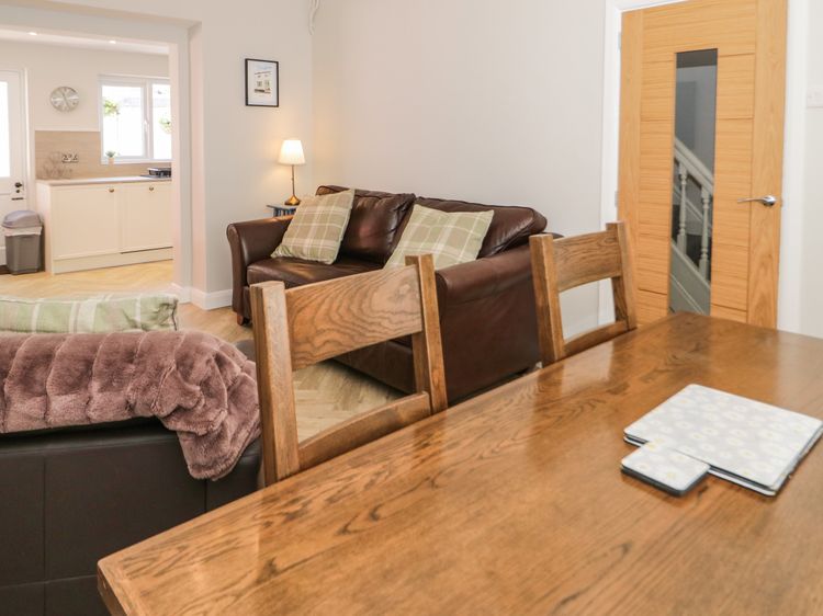Oriel Cottage, listing photograph 7