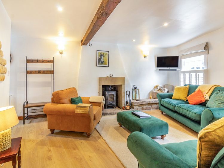 Saddlers Cottage, listing photograph 4