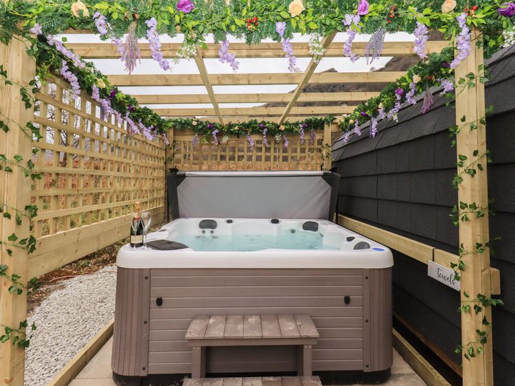 The Stag - Crossgate Luxury Glamping, listing photograph 4