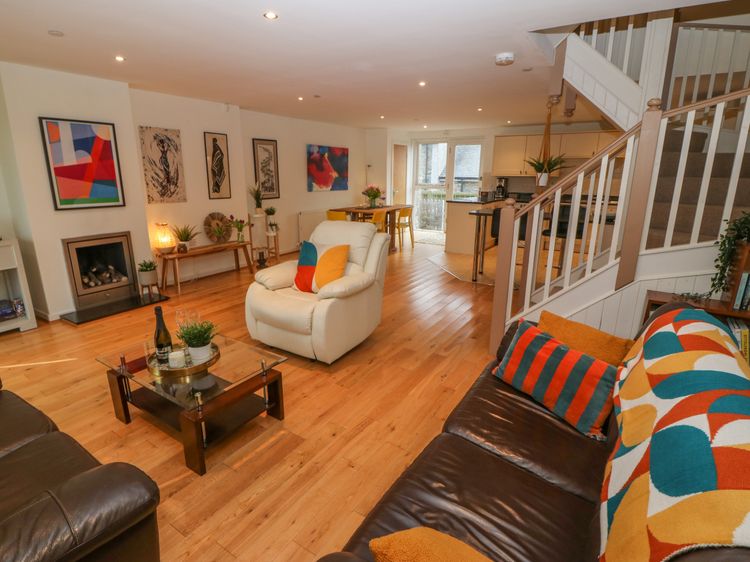 Barn End, 9 Stad Clynnog, listing photograph 8