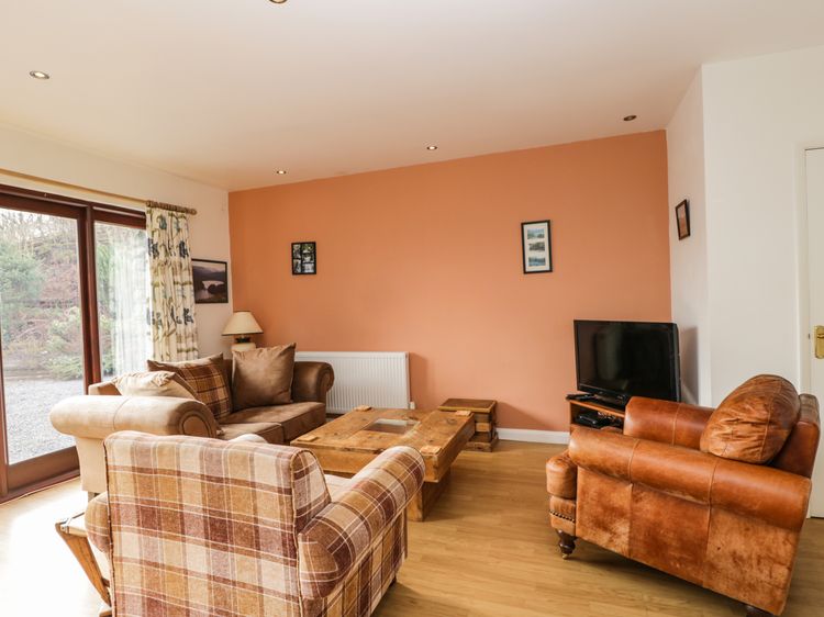 The Lodge, listing photograph 5
