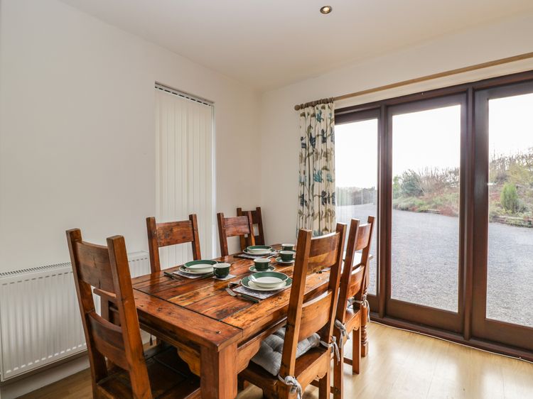 The Lodge, listing photograph 9