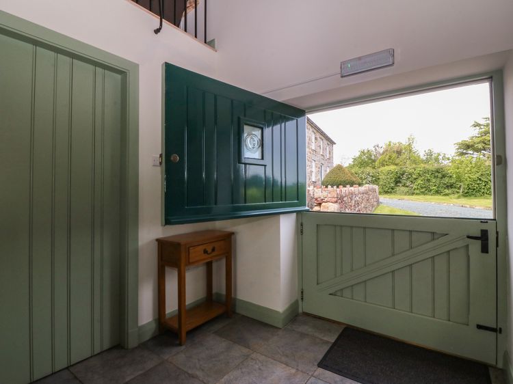 No 1 The Granary, listing photograph 3