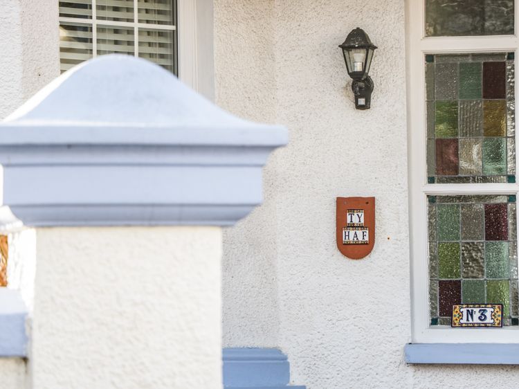 3 St. Davids Place, listing photograph 3