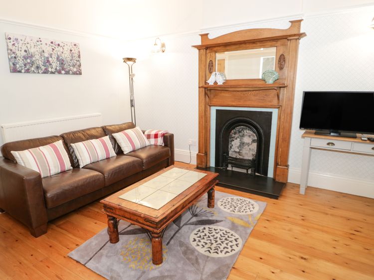3 St. Davids Place, listing photograph 9