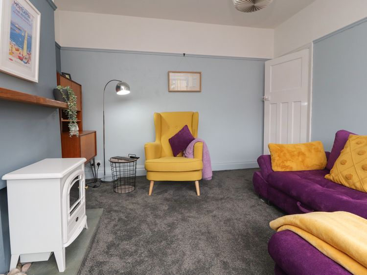 6A Elms Road, listing photograph 4