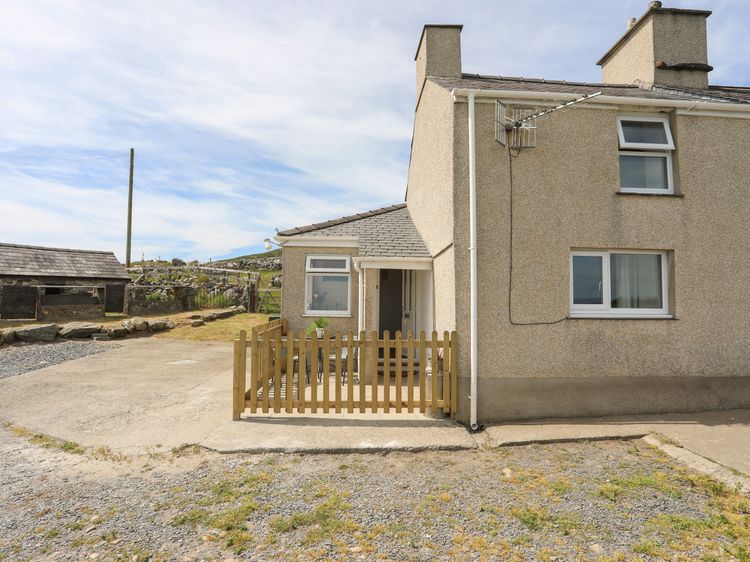 Cwm Ceiliog Annex, listing photograph 4