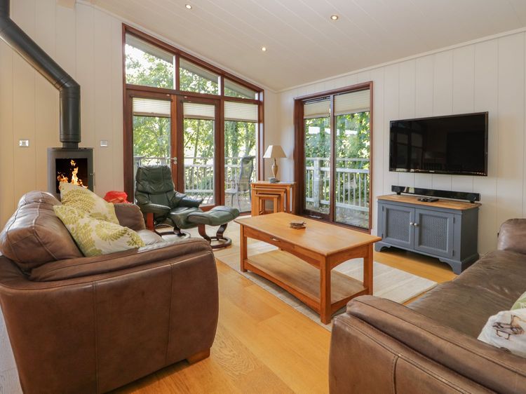 Leafy Nook Lodge, listing photograph 2