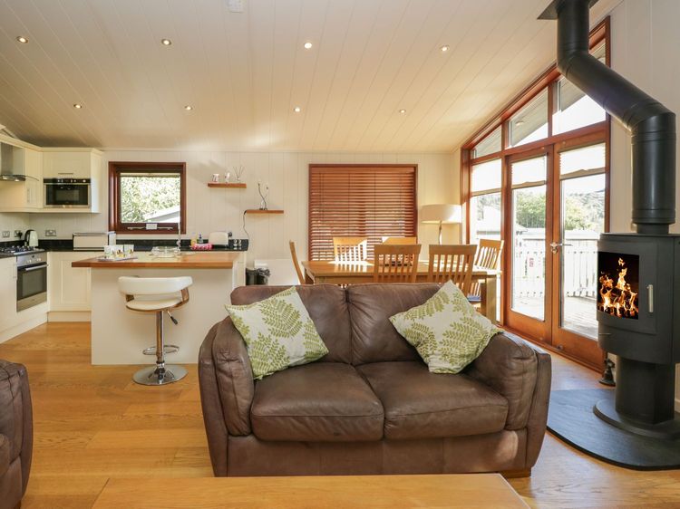 Leafy Nook Lodge, listing photograph 3