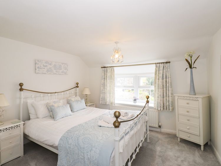 Bay Tree Cottage, listing photograph 10