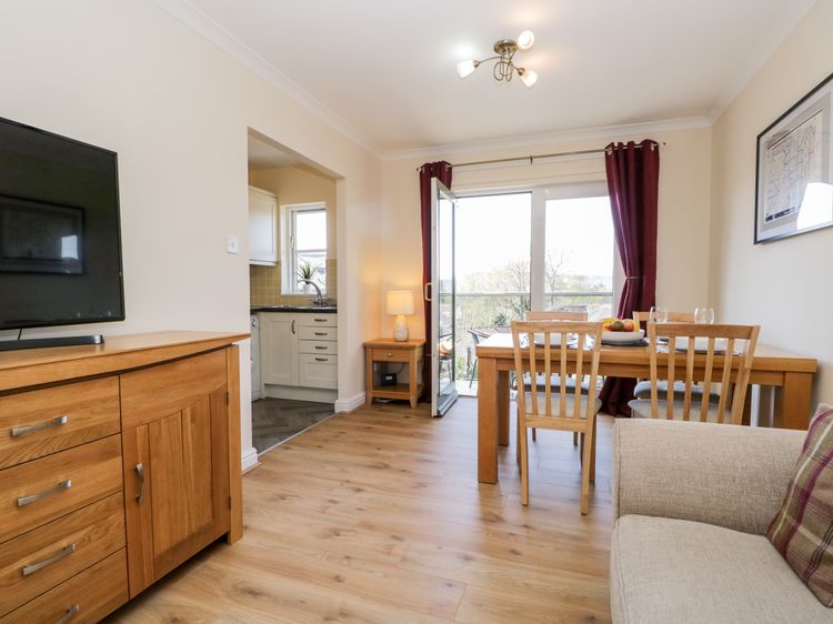 Claife Heights, listing photograph 6
