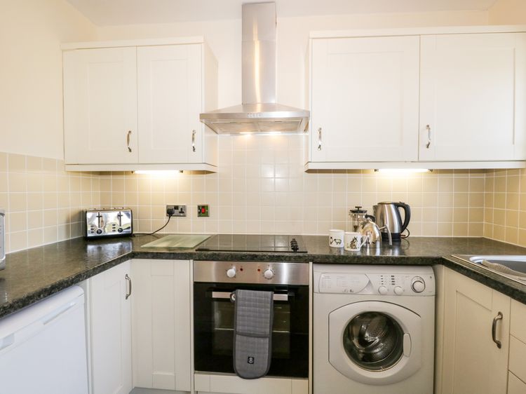 Claife Heights, listing photograph 8