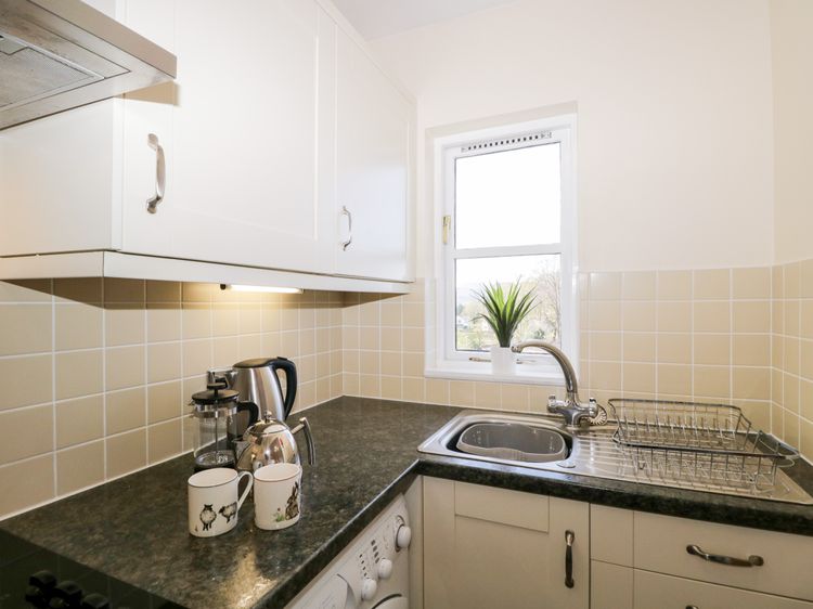 Claife Heights, listing photograph 9