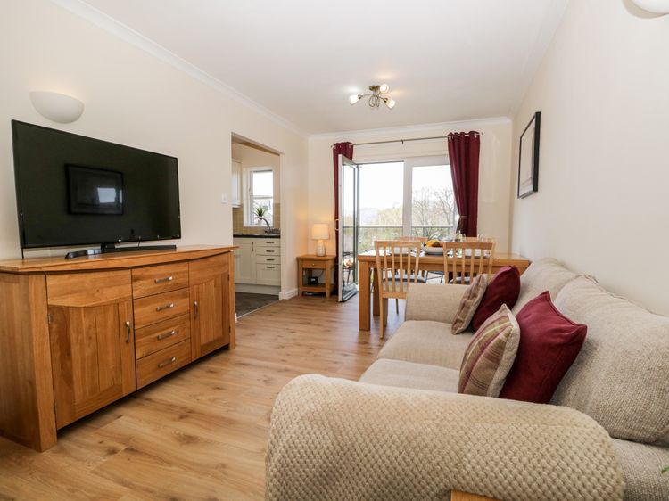 Claife Heights, listing photograph 11