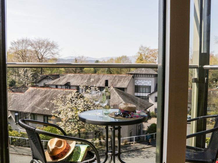 Claife Heights, listing photograph 3
