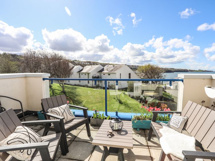 Menai View, listing photograph 3