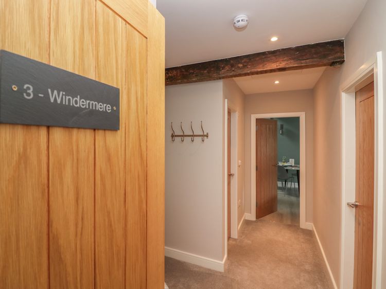 Windermere, listing photograph 5