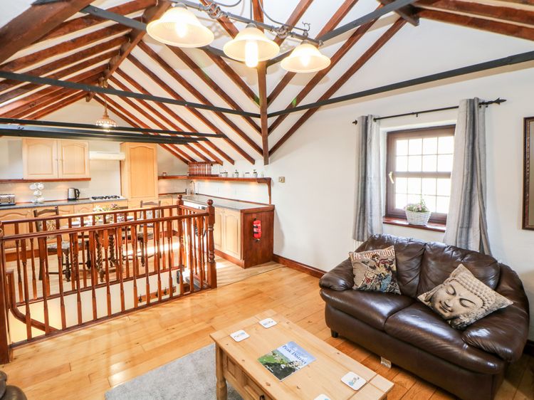 The Olde Coach House, listing photograph 7