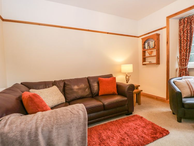 The Lodge, listing photograph 7