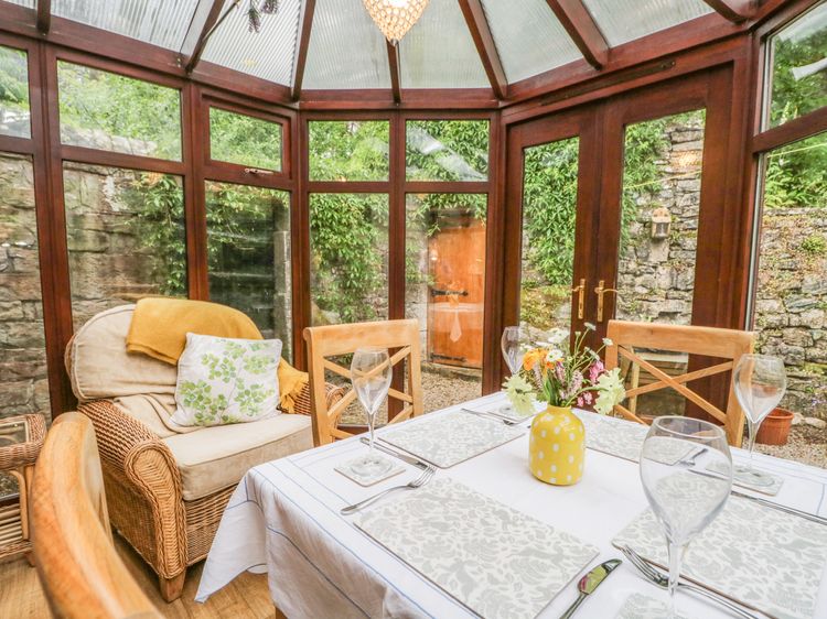The Lodge, listing photograph 10