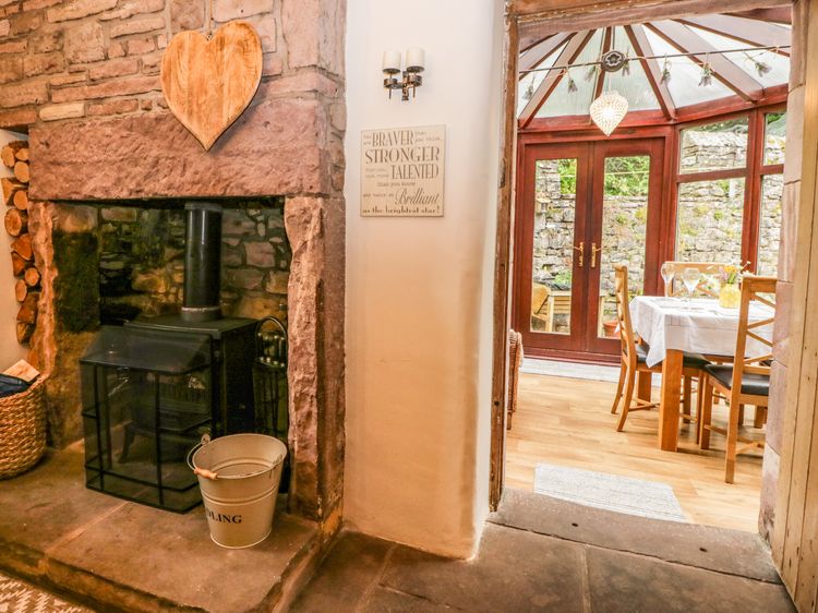 The Lodge, listing photograph 12