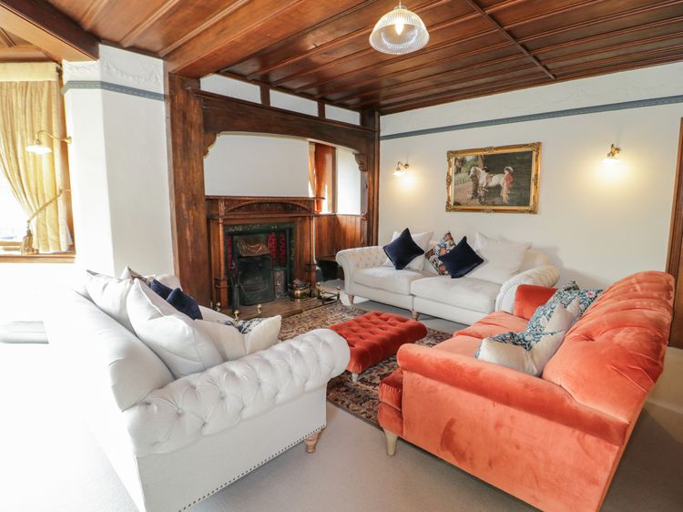 Gwern Borter Manor, listing photograph 6