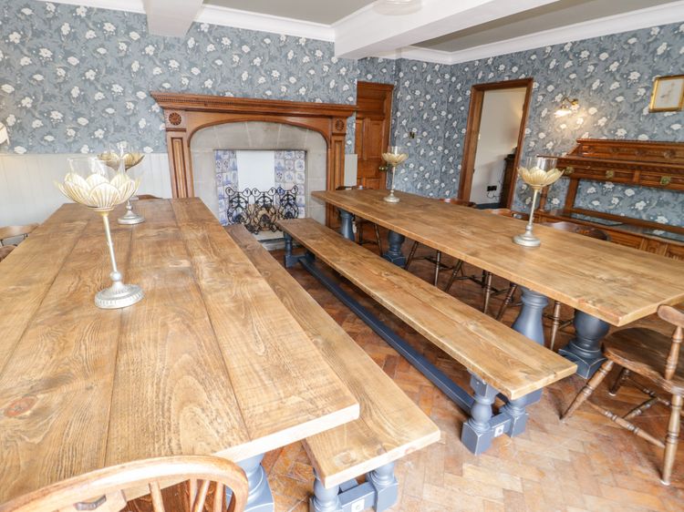 Gwern Borter Manor, listing photograph 10