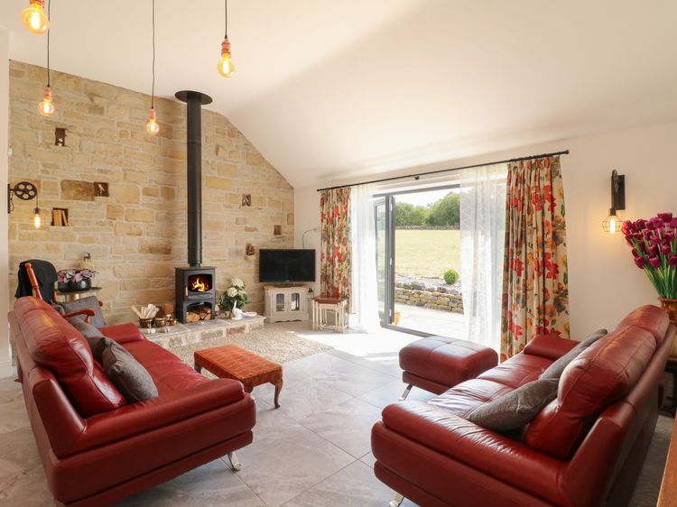 The Cottage, listing photograph 3