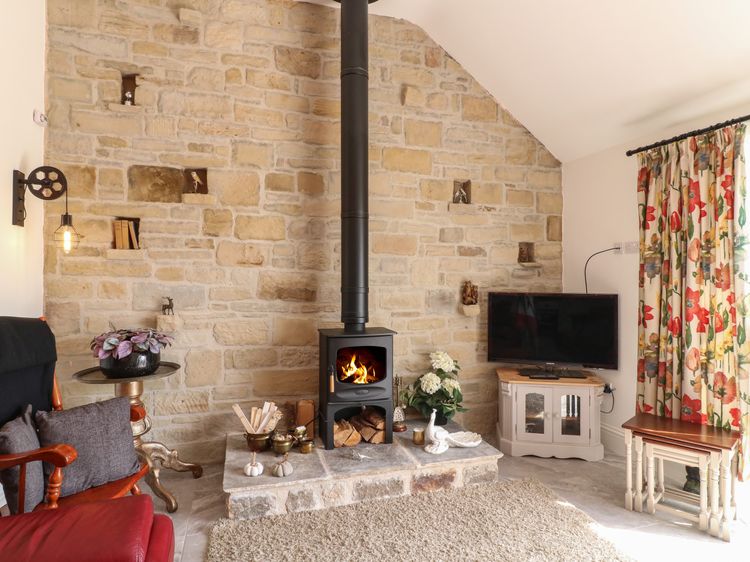 The Cottage, listing photograph 4