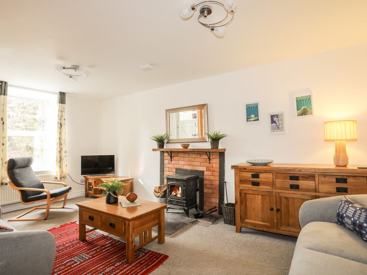 9 Ty Du Road, listing photograph 4