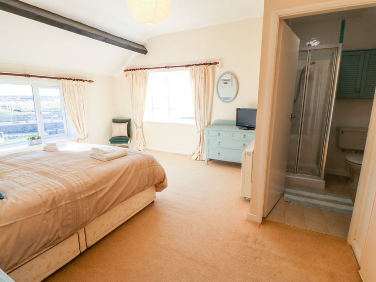 Malltraeth Cottage, listing photograph 7
