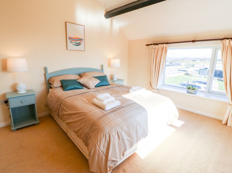 Malltraeth Cottage, listing photograph 8
