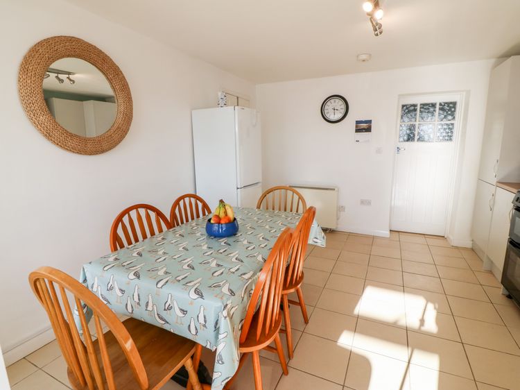 Malltraeth Cottage, listing photograph 6