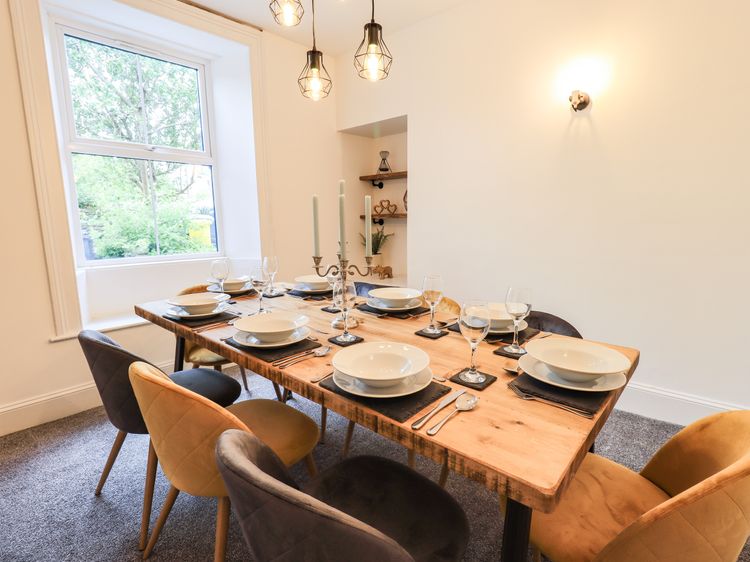 Aryelle House, listing photograph 8
