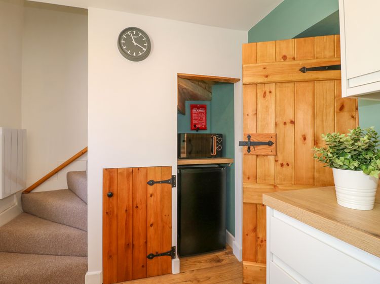 Bear Cottage, listing photograph 12