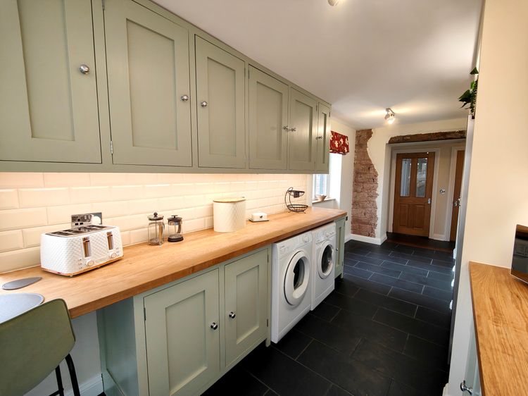 Grove House, listing photograph 9