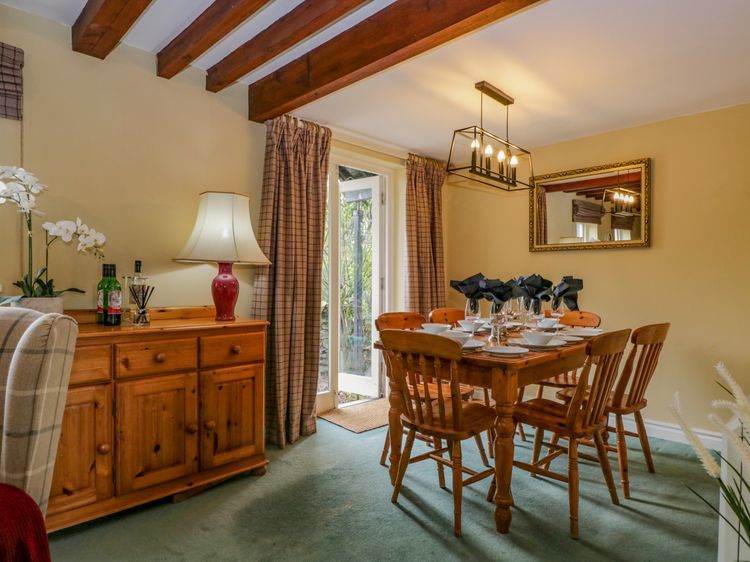 Columbine Cottage, listing photograph 10