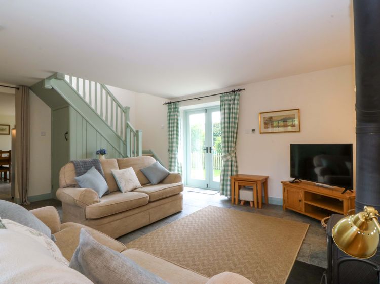 No 2 The Stables, listing photograph 6